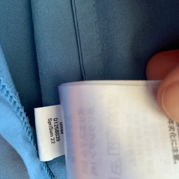 Eddie Bauer xs lightweight stretchy short sleeve shirt - Picture 6 of 6